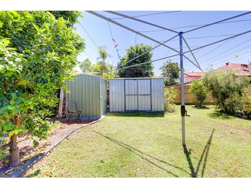 16 Kenilworth Avenue, Hyde Park QLD 4812