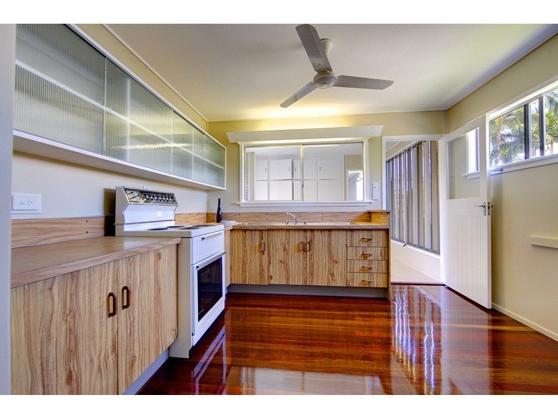 25 West Street, Mundingburra QLD 4812