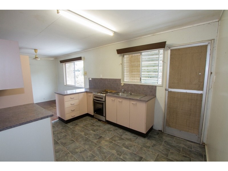 30 Burnett Crescent, Wulguru QLD 4811