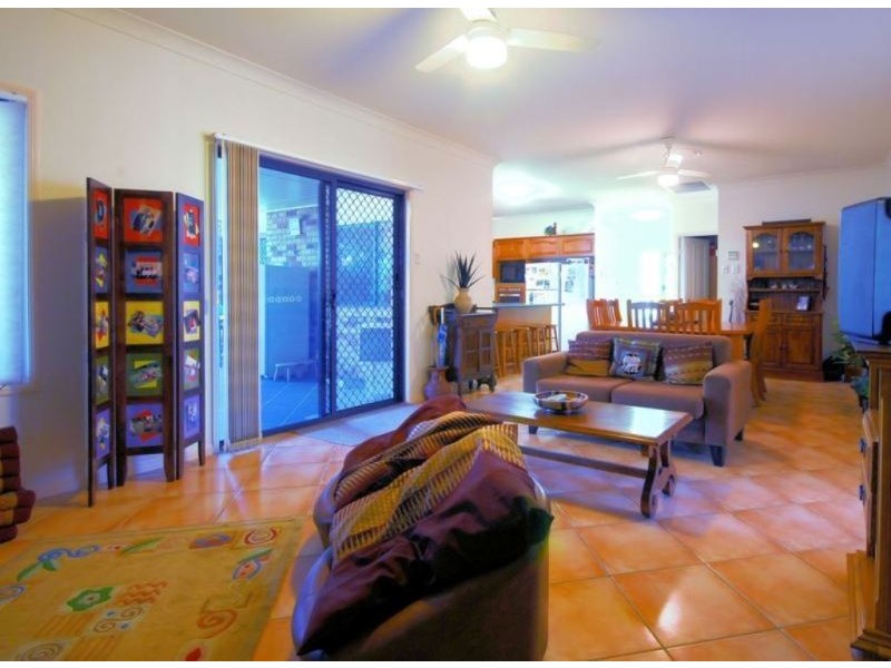 3 Sassafras Court, Bushland Beach QLD 4818