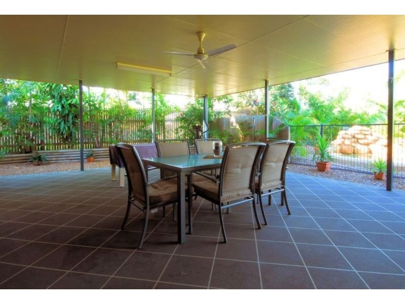 3 Sassafras Court, Bushland Beach QLD 4818