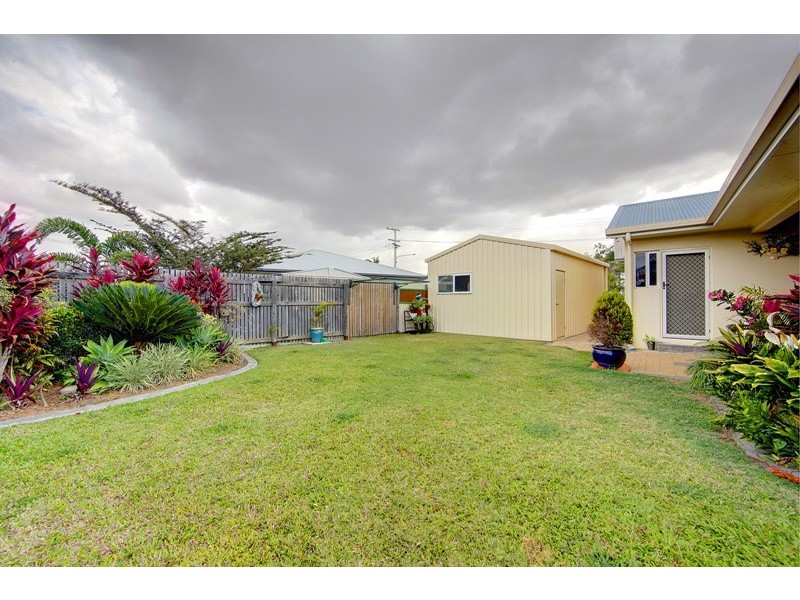 2 Moor Court, Kelso QLD 4815