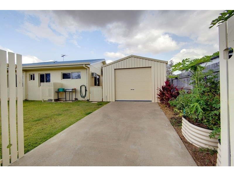 2 Moor Court, Kelso QLD 4815