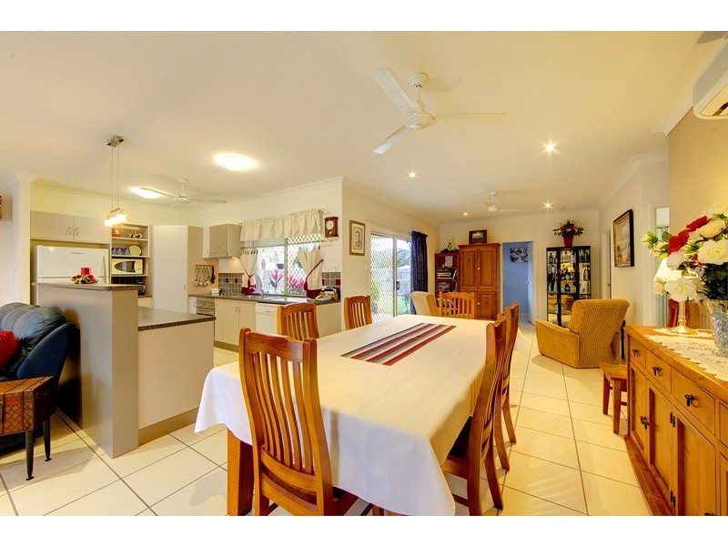 2 Moor Court, Kelso QLD 4815