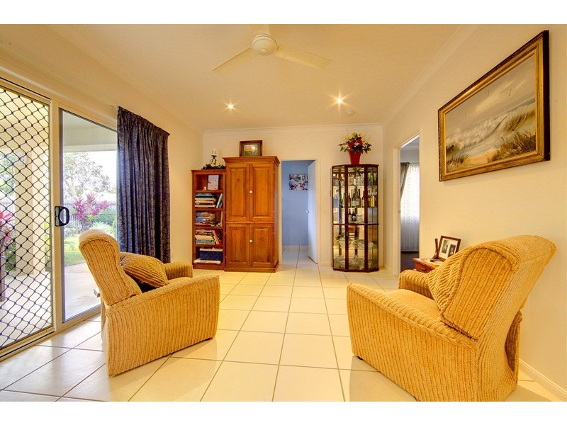 2 Moor Court, Kelso QLD 4815