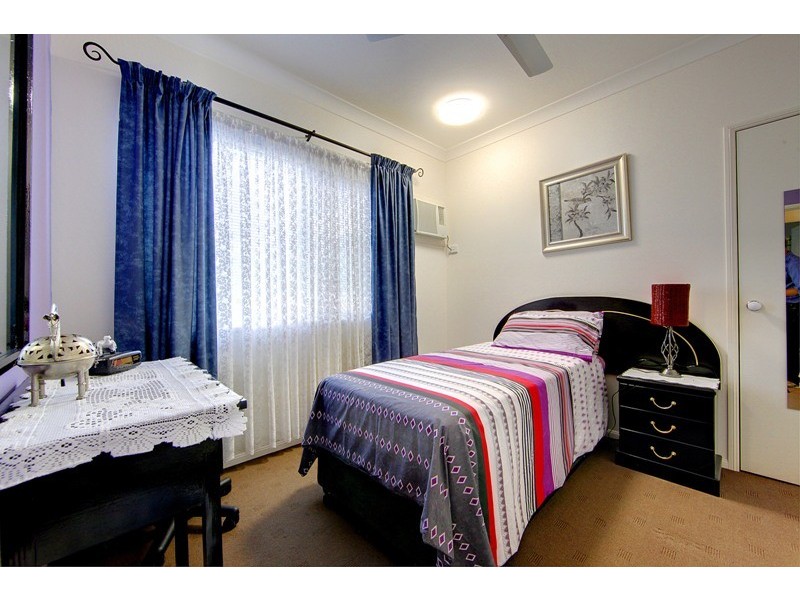 2 Moor Court, Kelso QLD 4815