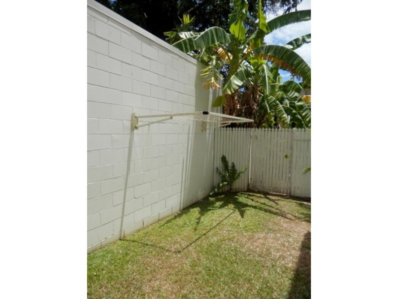 1/7 Warburton Street, North Ward QLD 4810