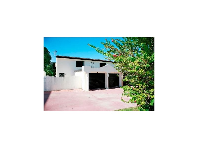 1/7 Warburton Street, North Ward QLD 4810