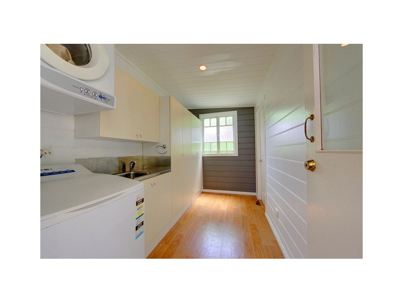 11 Garrick Street, West End QLD 4810