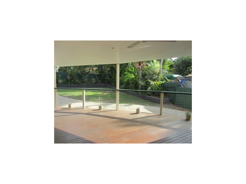 11 Garrick Street, West End QLD 4810