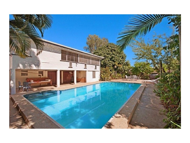 38 Thompson Street, Mundingburra QLD 4812