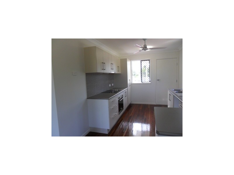 34 Albert Street, Cranbrook QLD 4814