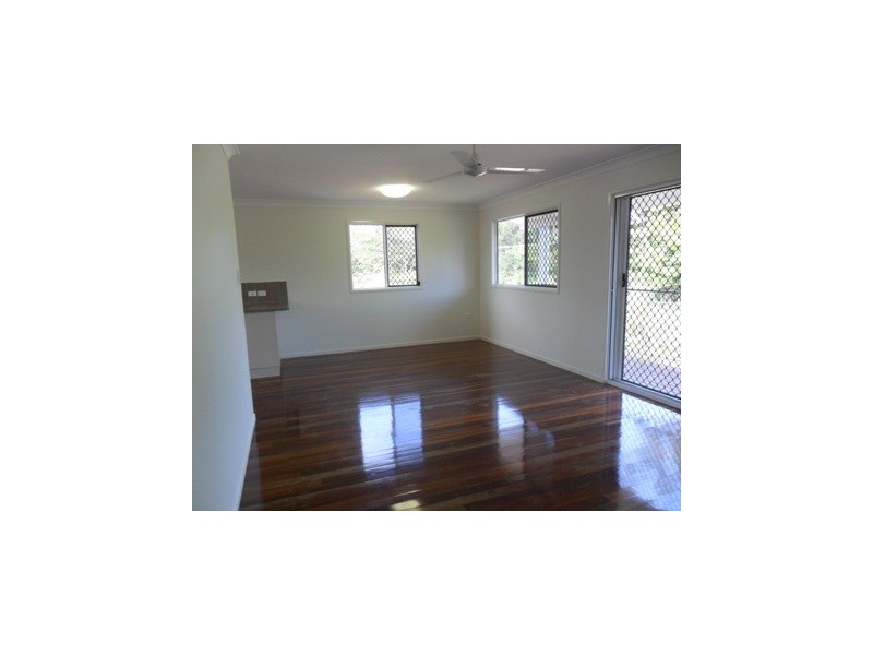 34 Albert Street, Cranbrook QLD 4814