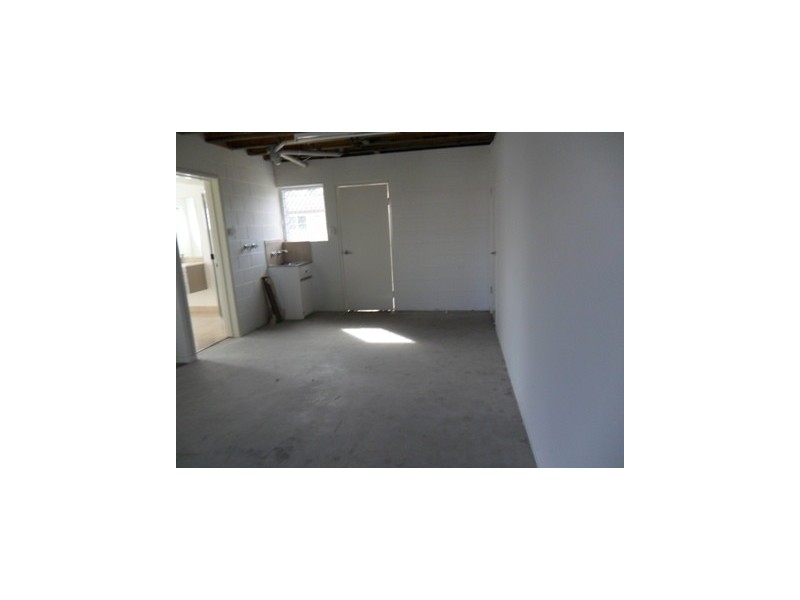 34 Albert Street, Cranbrook QLD 4814