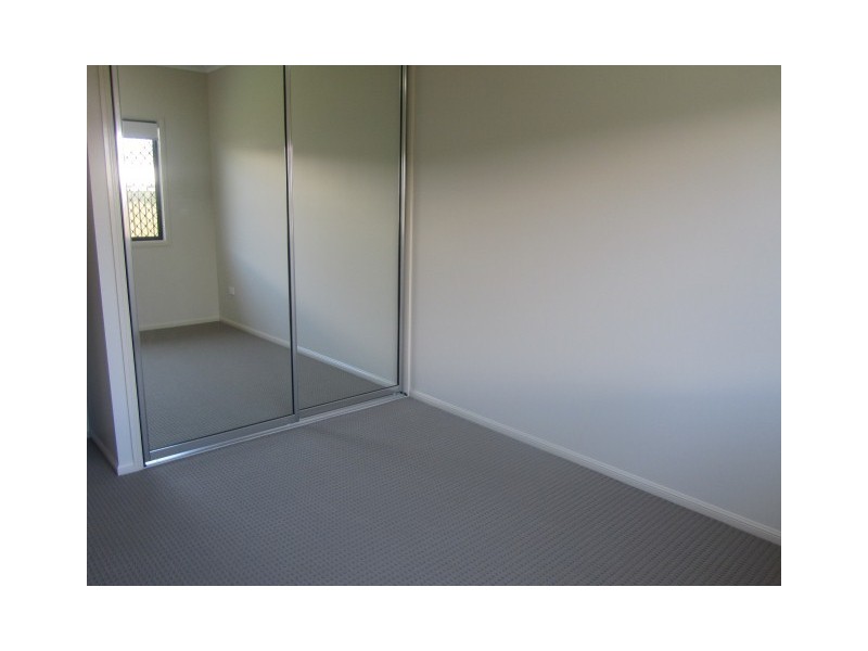 9 Glendower Street, Bushland Beach QLD 4818