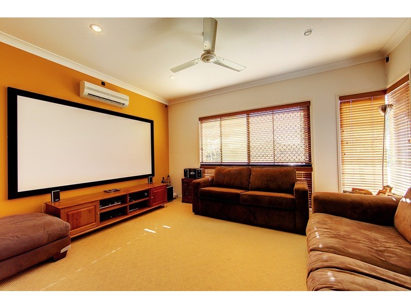 2 Swiftlet Way “Kalynda Chase”, Bohle Plains QLD 4817