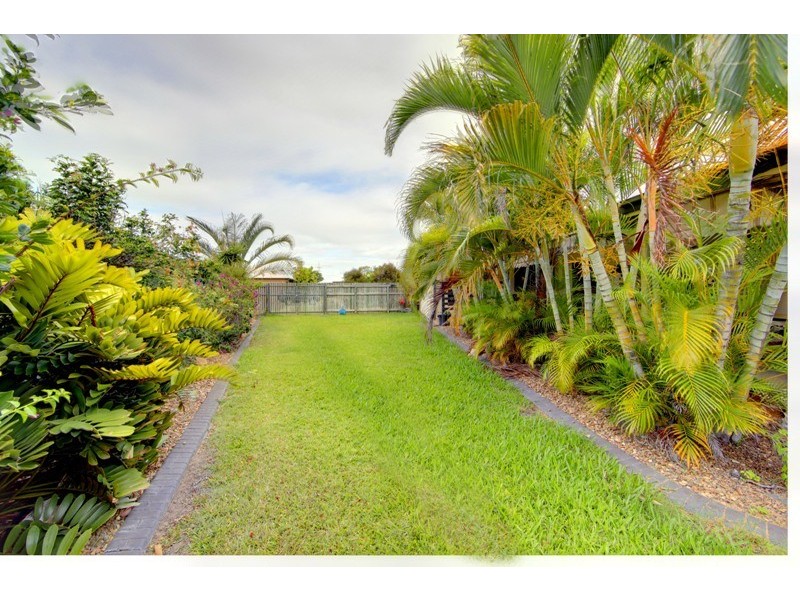 101 Thorn Street, Mount Louisa QLD 4814