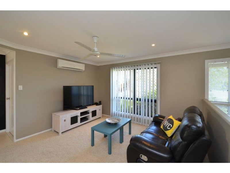 43 Bamboo Crescent, Mount Louisa QLD 4814