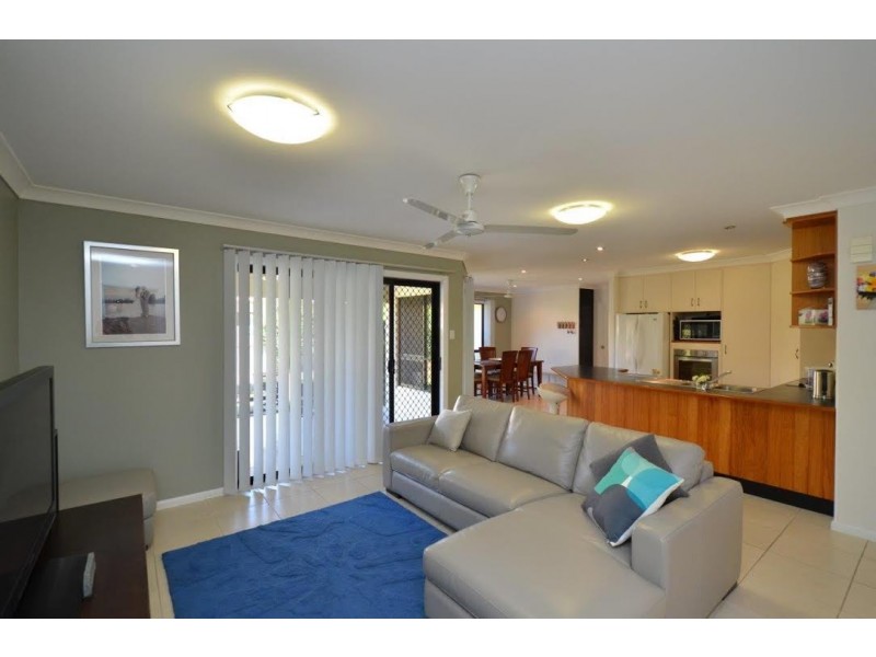 43 Bamboo Crescent, Mount Louisa QLD 4814