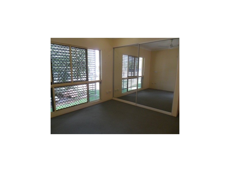 6 Phoenix Parade, Kirwan QLD 4817