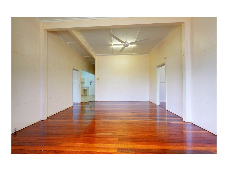 33 AHEARNE STREET, Hermit Park QLD 4812