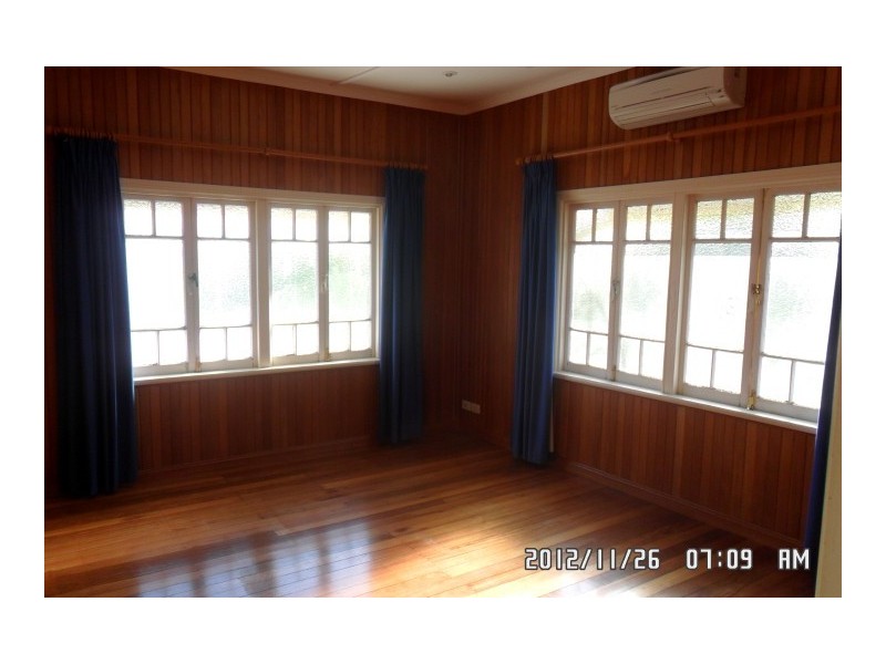 5 URQUHART STREET, Currajong QLD 4812