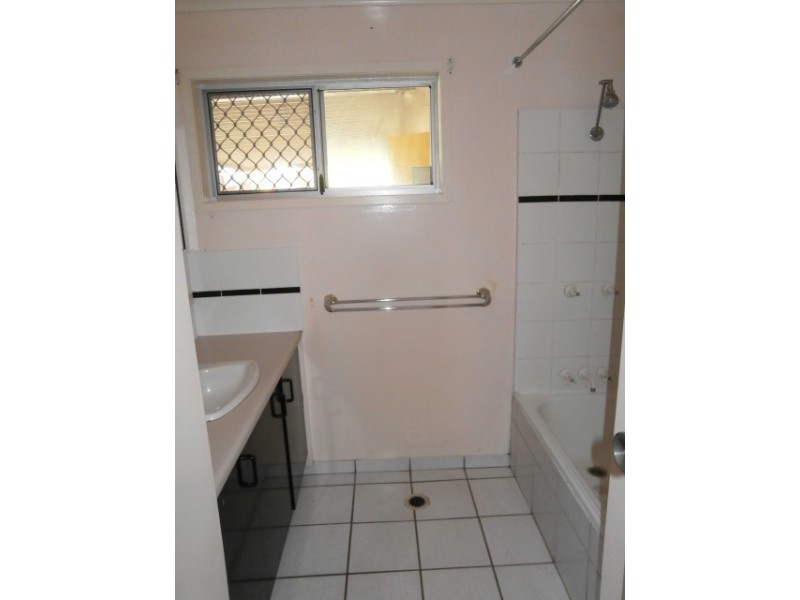 40 GARDEN GROVE CRES, Kirwan QLD 4817