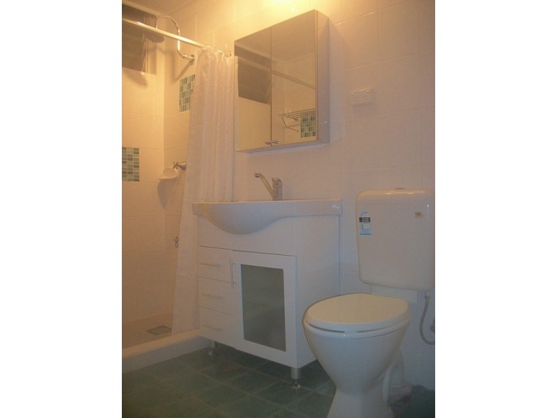 2 Hakea Court, Greenvale QLD 4816