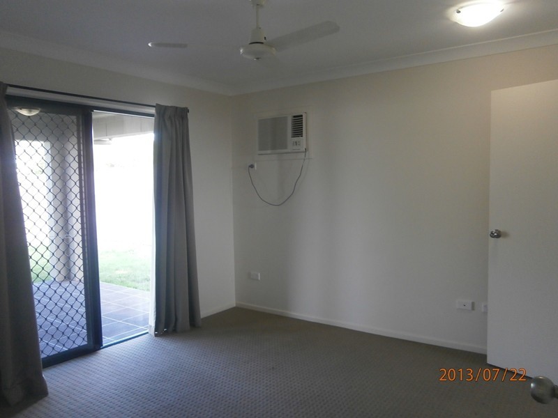 4 Summergold Street, Mount Low QLD 4818