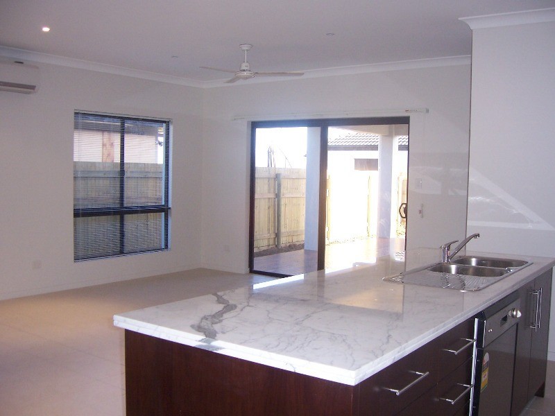 52 Springbrook Parade, Idalia QLD 4811