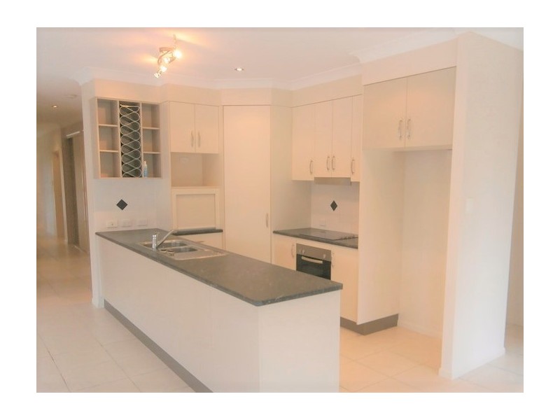 6 Scrubwren Circuit, Bohle Plains QLD 4817