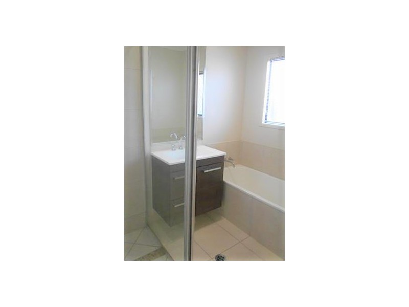 6 Scrubwren Circuit, Bohle Plains QLD 4817