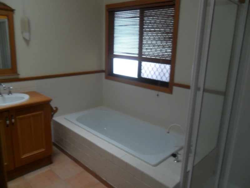 5 TIBOUCHINA STREET, Annandale QLD 4814