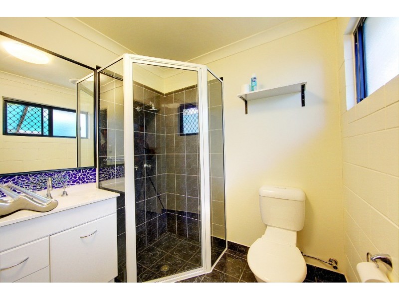 16 Monaro Circuit, Mount Louisa QLD 4814