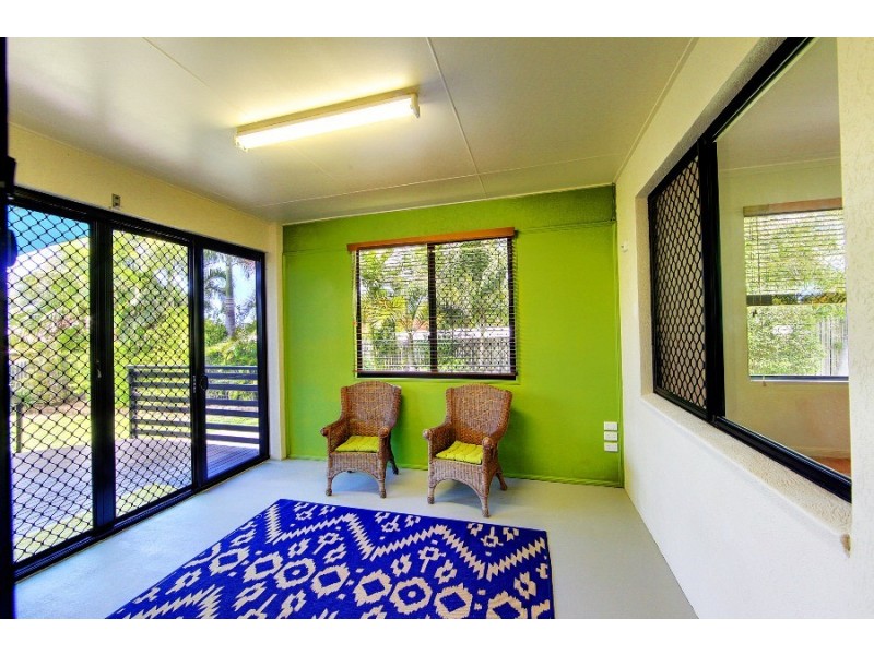 16 Monaro Circuit, Mount Louisa QLD 4814