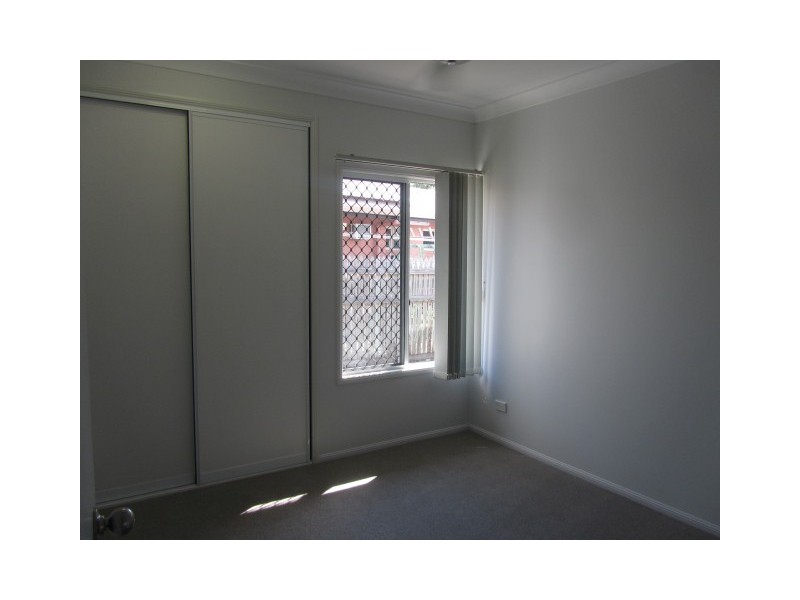 8 St Helens Drive, Mount Louisa QLD 4814