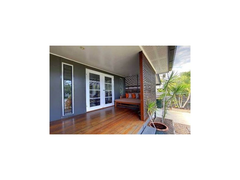 16 Richmond Street, Hermit Park QLD 4812