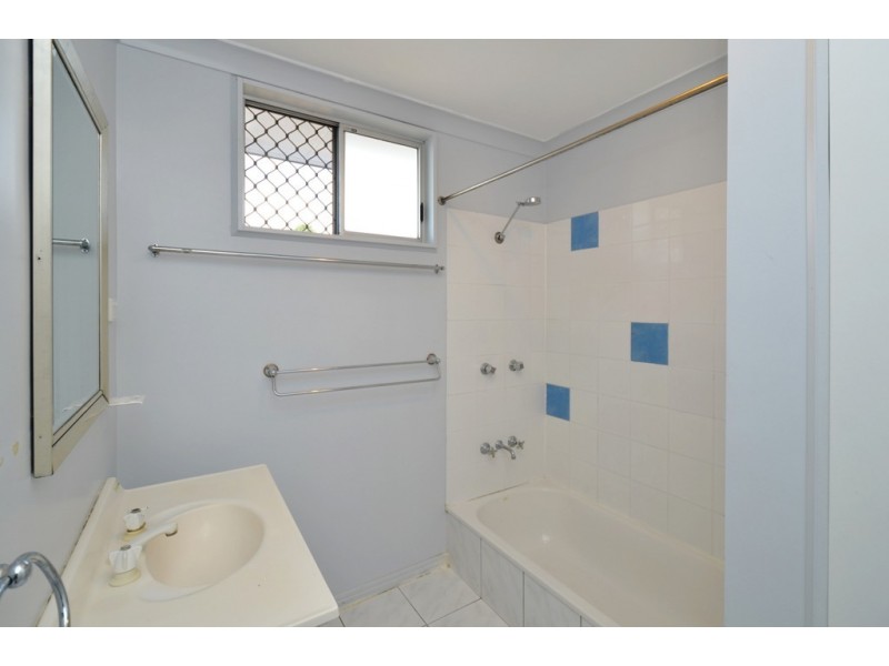 53 Valencia Street, Cranbrook QLD 4814