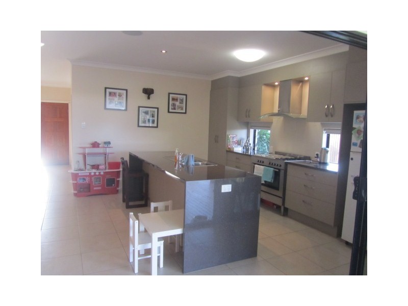 53 RATTRAY STREET, Bushland Beach QLD 4818