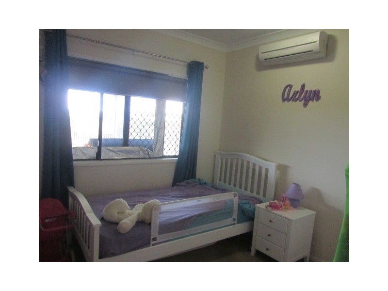 53 RATTRAY STREET, Bushland Beach QLD 4818