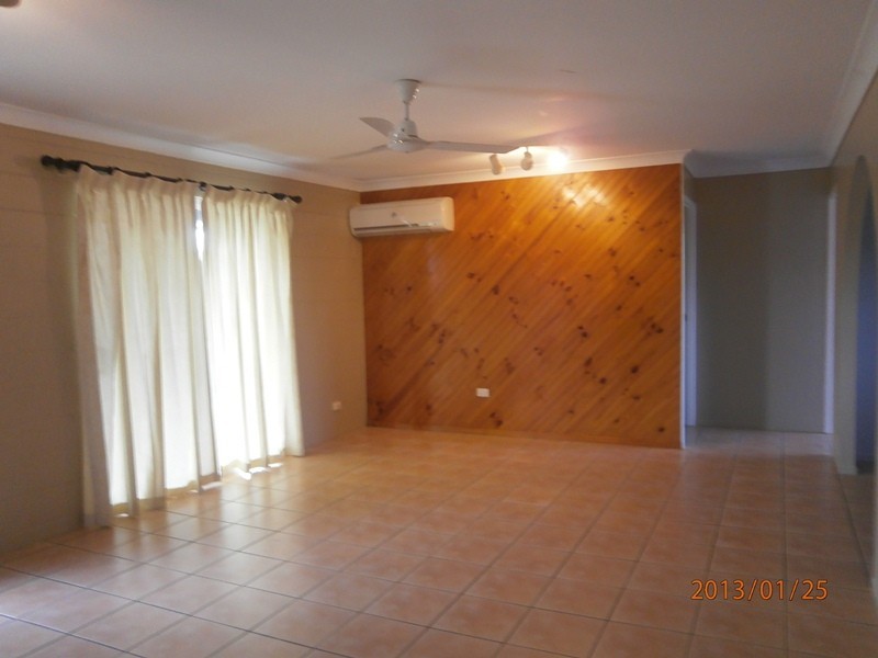 30 Pompeii Street, Kelso QLD 4815