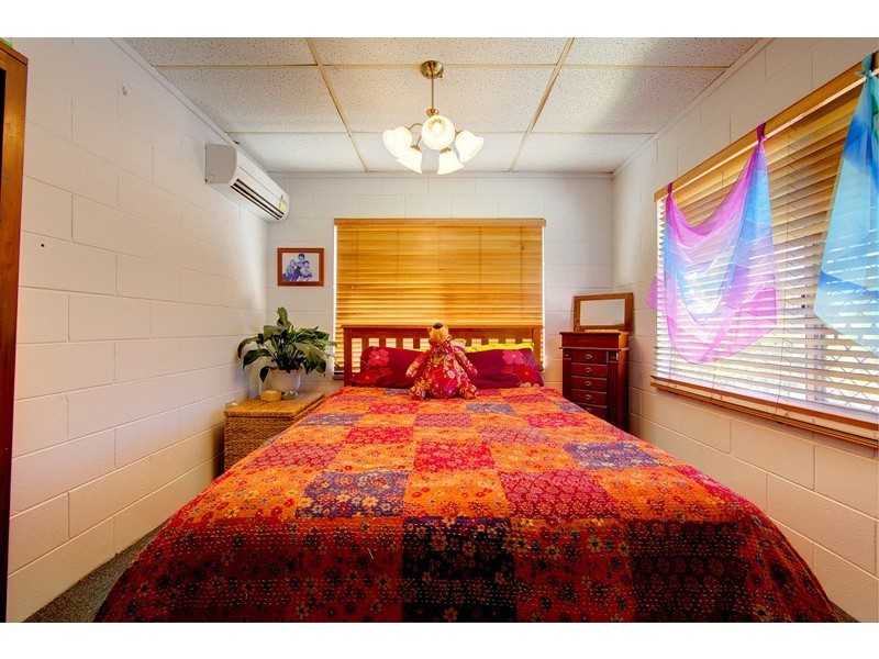 6/12 The Avenue, Hermit Park QLD 4812