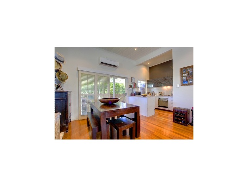 73 BELL STREET, South Townsville QLD 4810