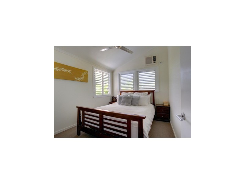 73 BELL STREET, South Townsville QLD 4810