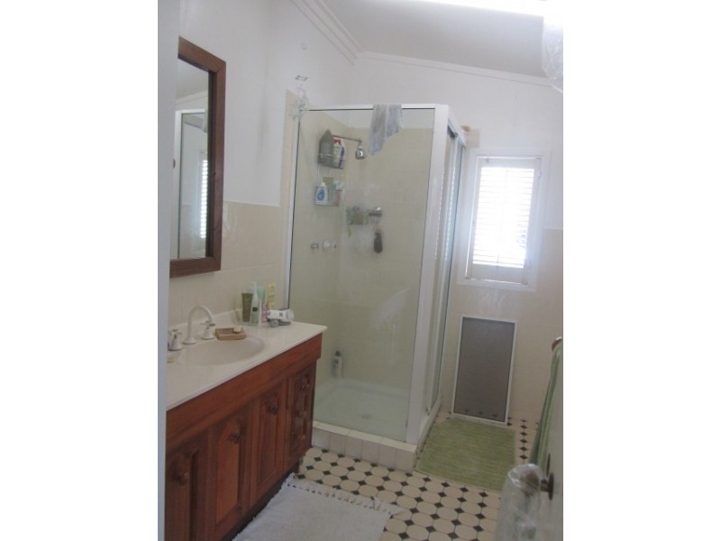 68 First Avenue, Railway Estate QLD 4810