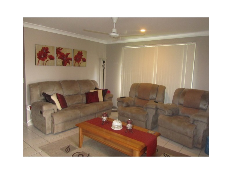 31 Dickenson Place, Kirwan QLD 4817