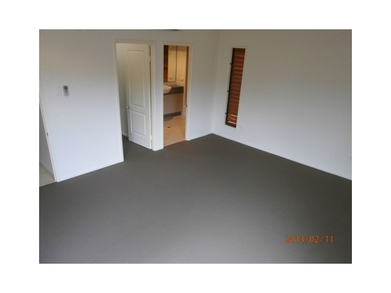 69 BAMBOO CRESCENT, Mount Louisa QLD 4814