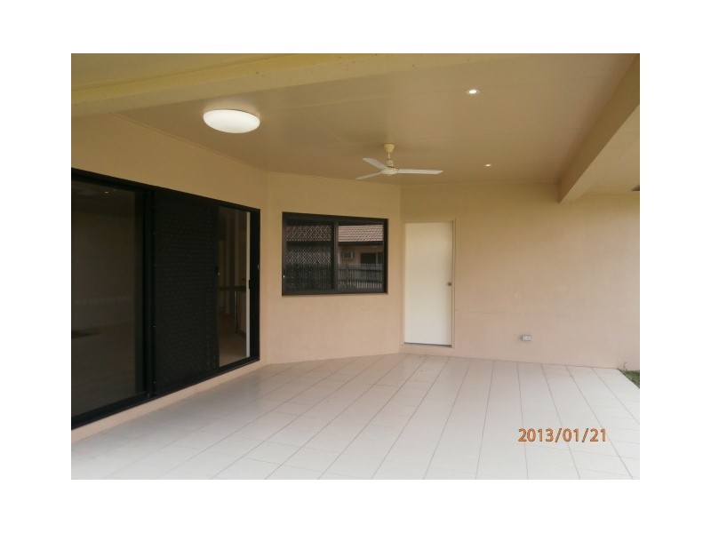 69 BAMBOO CRESCENT, Mount Louisa QLD 4814