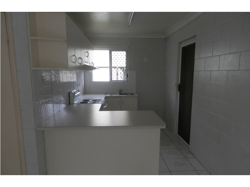 1/1053 RIVERWAY DRIVE, Rasmussen QLD 4815