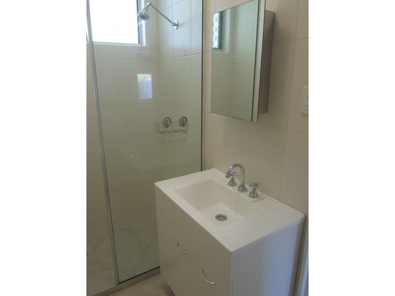 2/18 Wandella Crescent, Cranbrook QLD 4814